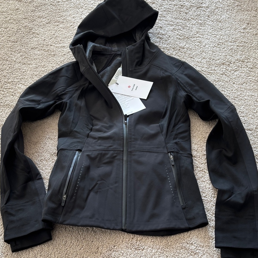 Lululemon cross chill jacket nwt xs